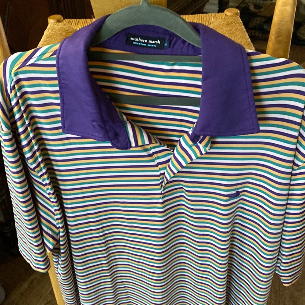 Southern Marsh Mens XL top.